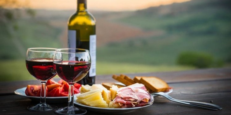 how to sell restaurant gift cards